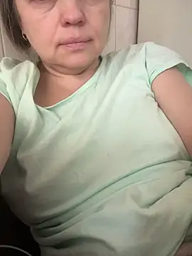 Snapshot of Susanel chatting on February 22, 2025, 12:19 pm Susanel online show from February 22, 2025, 12:19 pm