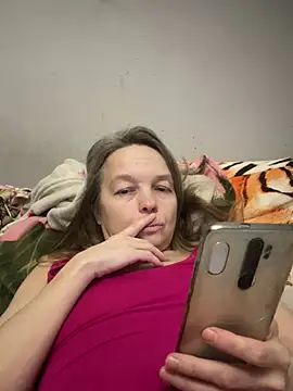 Snapshot of Susanel chatting on January 9, 2026, 1:47 pm Susanel online show from January 9, 2026, 1:47 pm