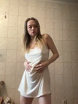 Snapshot of Susanel chatting on January 11, 2026, 10:53 am Susanel online show from January 11, 2026, 10:53 am