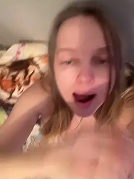 Snapshot of Susanel chatting on January 31, 2026, 9:24 pm Susanel online show from January 31, 2026, 9:24 pm