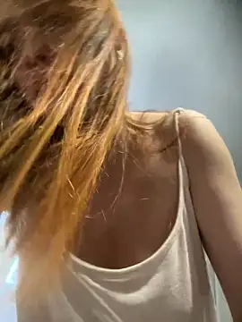 Snapshot of Susanel chatting on February 14, 2026, 12:02 pm Susanel online show from February 14, 2026, 12:02 pm