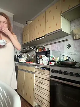 Snapshot of Susanel chatting on February 21, 2026, 9:21 am Susanel online show from February 21, 2026, 9:21 am