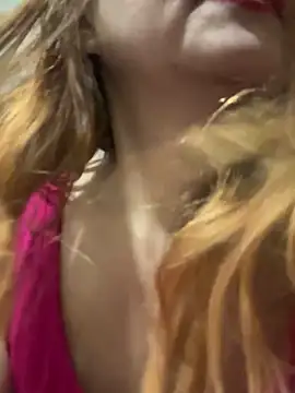 Snapshot of Susanel chatting on February 26, 2026, 10:20 pm Susanel online show from February 26, 2026, 10:20 pm