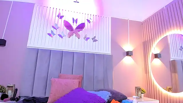 Snapshot of chantall1375 chatting on February 9, 2025, 2:28 am chantall1375 online show from February 9, 2025, 2:28 am