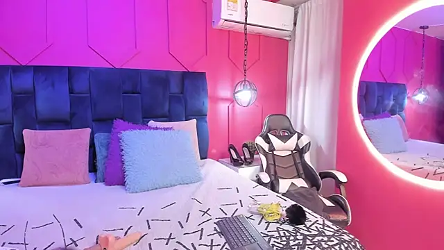 Snapshot of chantall1375 chatting on September 14, 2025, 11:31 am chantall1375 online show from September 14, 2025, 11:31 am