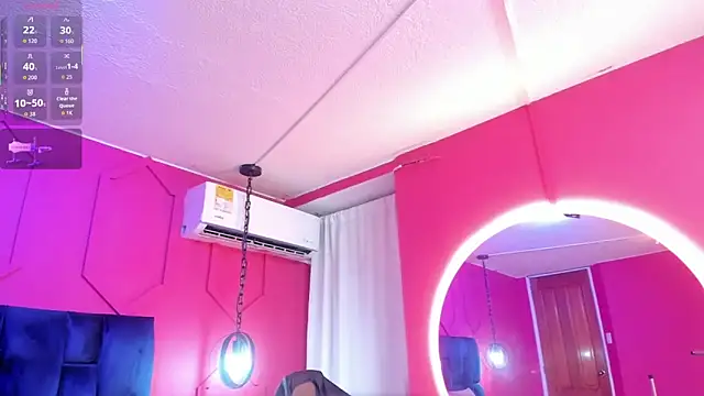 Snapshot of chantall1375 chatting on September 23, 2025, 11:46 am chantall1375 online show from September 23, 2025, 11:46 am