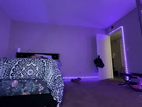 ChocolateTingz online show from December 15, 2024, 5:56 am