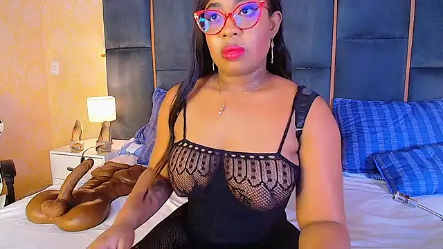 CaseyMoon online show from October 15, 2025, 12:38 pm