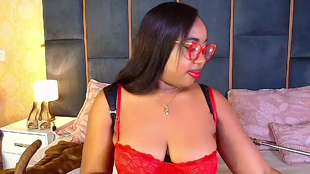 CaseyMoon online show from November 1, 2025, 12:51 pm