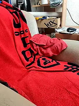 Snapshot of hardcap chatting on December 21, 2025, 9:05 am hardcap online show from December 21, 2025, 9:05 am