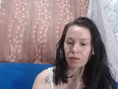 Venusluxodomme online show from March 29, 2026, 8:20 pm