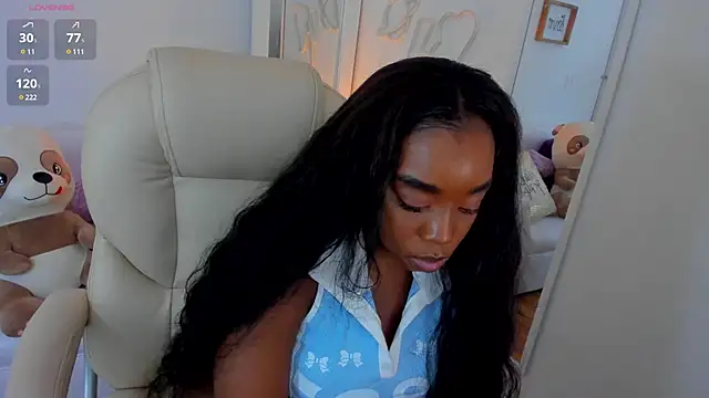 Snapshot of zobe_love chatting on March 22, 2025, 5:28 am zobe love online show from March 22, 2025, 5:28 am
