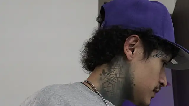 Snapshot of trieone chatting on November 20, 2025, 3:50 am trieone online show from November 20, 2025, 3:50 am