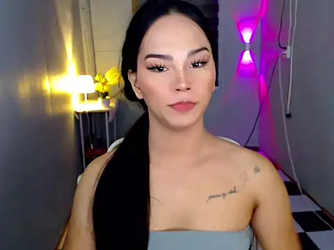 Snapshot of urnaughtydolly69 chatting on April 5, 2026, 2:14 pm urnaughtydolly69 online show from April 5, 2026, 2:14 pm