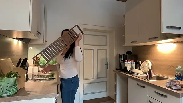 Snapshot of Viola_Beck chatting on February 11, 2026, 11:04 am Viola Beck online show from February 11, 2026, 11:04 am