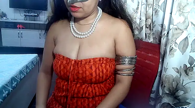Snapshot of yourradhika chatting on February 7, 2025, 6:24 pm yourradhika online show from February 7, 2025, 6:24 pm