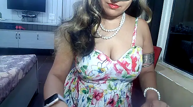 Snapshot of yourradhika chatting on February 16, 2025, 5:26 pm yourradhika online show from February 16, 2025, 5:26 pm