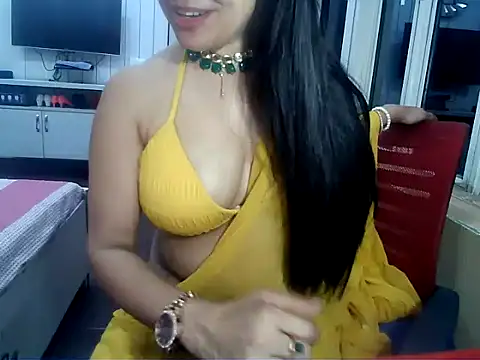 yourradhika online show from March 5, 2026, 8:49 pm