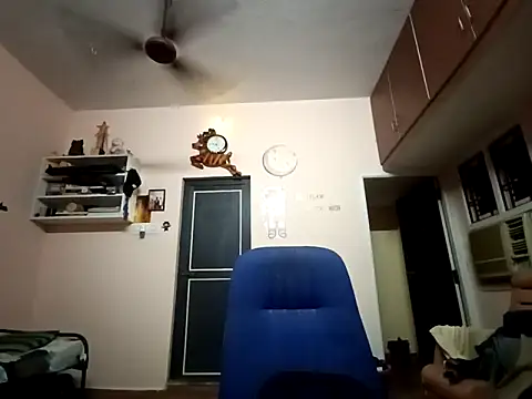 Snapshot of luckyloki chatting on March 8, 2025, 3:56 pm luckyloki online show from March 8, 2025, 3:56 pm