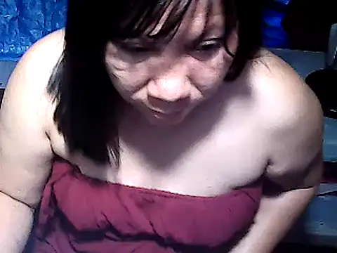 Snapshot of lovely4all101 chatting on February 6, 2025, 7:18 pm lovely4all101 online show from February 6, 2025, 7:18 pm