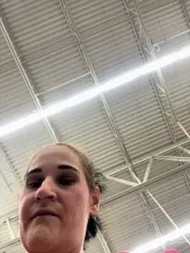 Snapshot of lolabunny9 chatting on January 31, 2026, 7:11 pm lolabunny9 online show from January 31, 2026, 7:11 pm