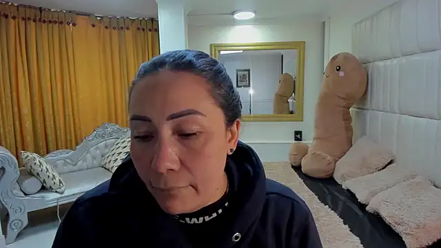 Snapshot of gaby_trent chatting on February 20, 2026, 2:28 pm gaby trent online show from February 20, 2026, 2:28 pm