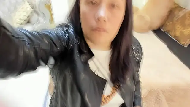 gaby trent online show from April 4, 2026, 2:58 pm