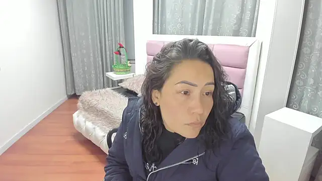 gaby trent online show from July 17, 2026, 10:11 am