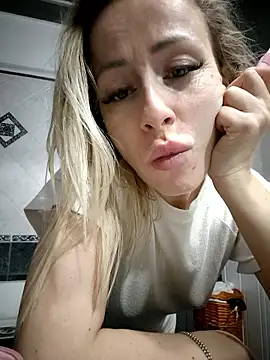 Monique 2023 online show from January 17, 2026, 3:00 am