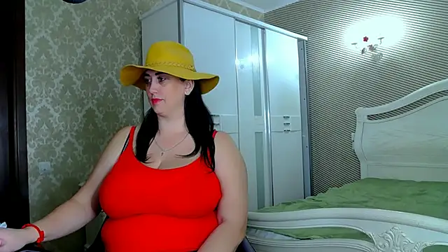 Evelyn Shy online show from January 8, 2025, 9:53 am