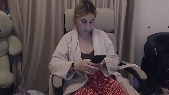 Aliss Hottie online show from November 1, 2025, 3:36 pm