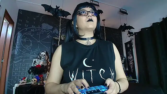 Snapshot of AlexHoe_ chatting on February 20, 2026, 7:03 pm AlexHoe online show from February 20, 2026, 7:03 pm