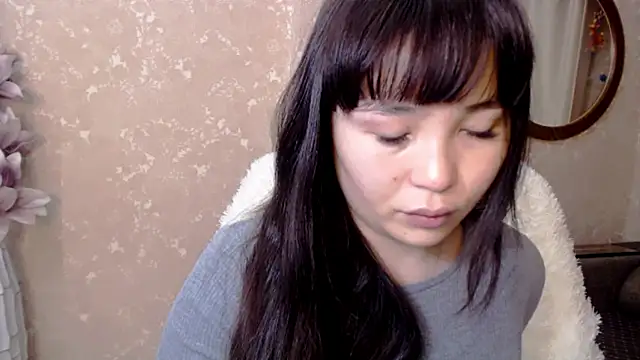 AyaMoon online show from January 7, 2025, 2:42 am