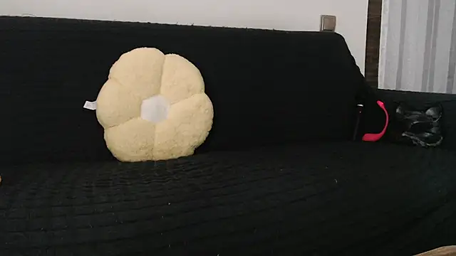 Snapshot of AfroditSerra chatting on November 2, 2025, 10:50 am AfroditSerra online show from November 2, 2025, 10:50 am