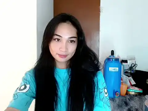 SweetLilly 18 online show from January 7, 2025, 2:20 am