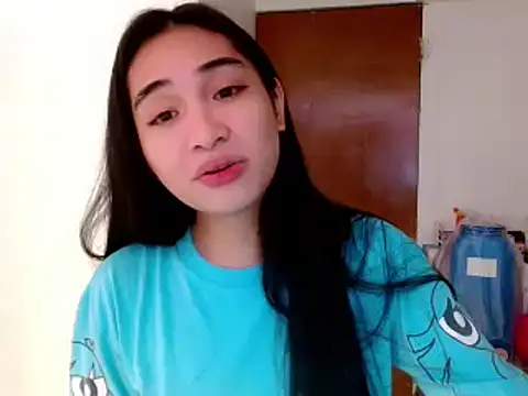 SweetLilly 18 online show from January 26, 2025, 1:47 pm