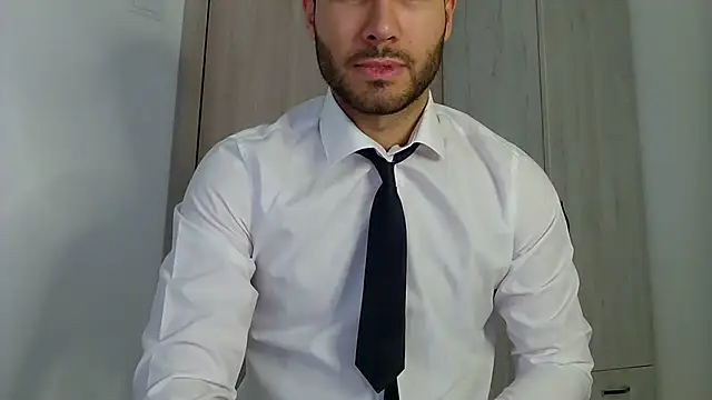 Snapshot of Justynn1 chatting on March 17, 2025, 6:51 am Justynn1 online show from March 17, 2025, 6:51 am