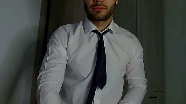 Snapshot of Justynn1 chatting on October 21, 2025, 9:15 pm Justynn1 online show from October 21, 2025, 9:15 pm