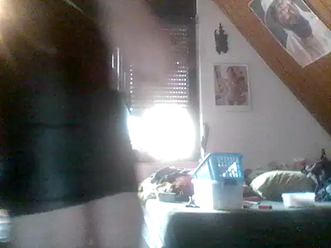 Snapshot of Genius1606 chatting on September 9, 2025, 5:01 pm Genius1606 online show from September 9, 2025, 5:01 pm