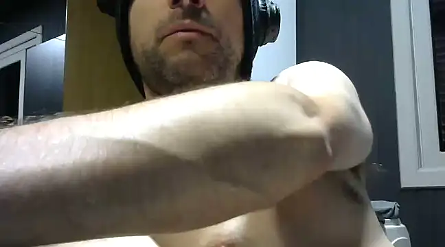 gauchors20 online show from December 29, 2024, 10:56 am