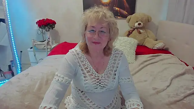 laylaroma online show from November 23, 2025, 7:08 am