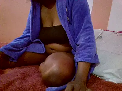 sexymiel online show from February 15, 2025, 1:49 pm