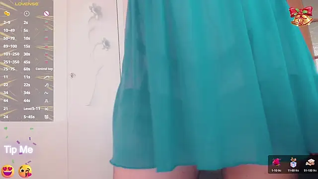 Snapshot of icelady77 chatting on January 11, 2025, 2:04 pm icelady77 online show from January 11, 2025, 2:04 pm