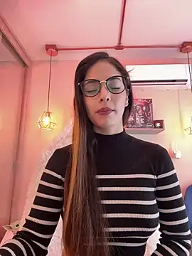 Snapshot of Zoe_Bae chatting on January 28, 2025, 9:29 pm Zoe Bae online show from January 28, 2025, 9:29 pm