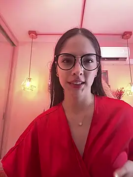 Snapshot of Zoe_Bae chatting on March 4, 2025, 6:29 pm Zoe Bae online show from March 4, 2025, 6:29 pm