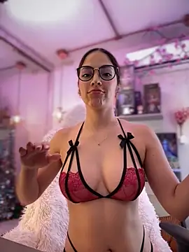 Snapshot of Zoe_Bae chatting on November 19, 2025, 5:13 pm Zoe Bae online show from November 19, 2025, 5:13 pm