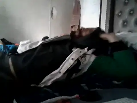 Sitonmyface2020xh online show from February 24, 2025, 1:53 pm