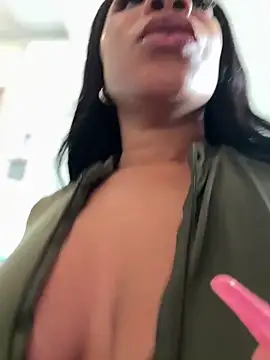 Belle    online show from September 14, 2025, 2:38 pm