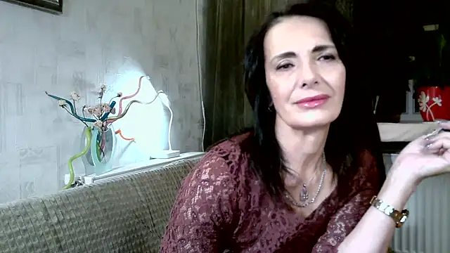 Snapshot of DreamMarianna chatting on November 16, 2025, 10:15 pm DreamMarianna online show from November 16, 2025, 10:15 pm