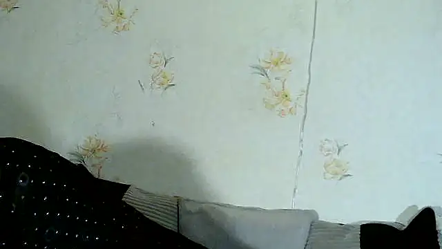 Snapshot of DreamMarianna chatting on December 3, 2025, 9:57 pm DreamMarianna online show from December 3, 2025, 9:57 pm